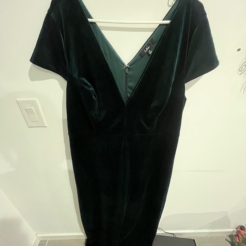 Lulus Feeling Flawless Emerald Green Velvet V-Neck Maxi Dress